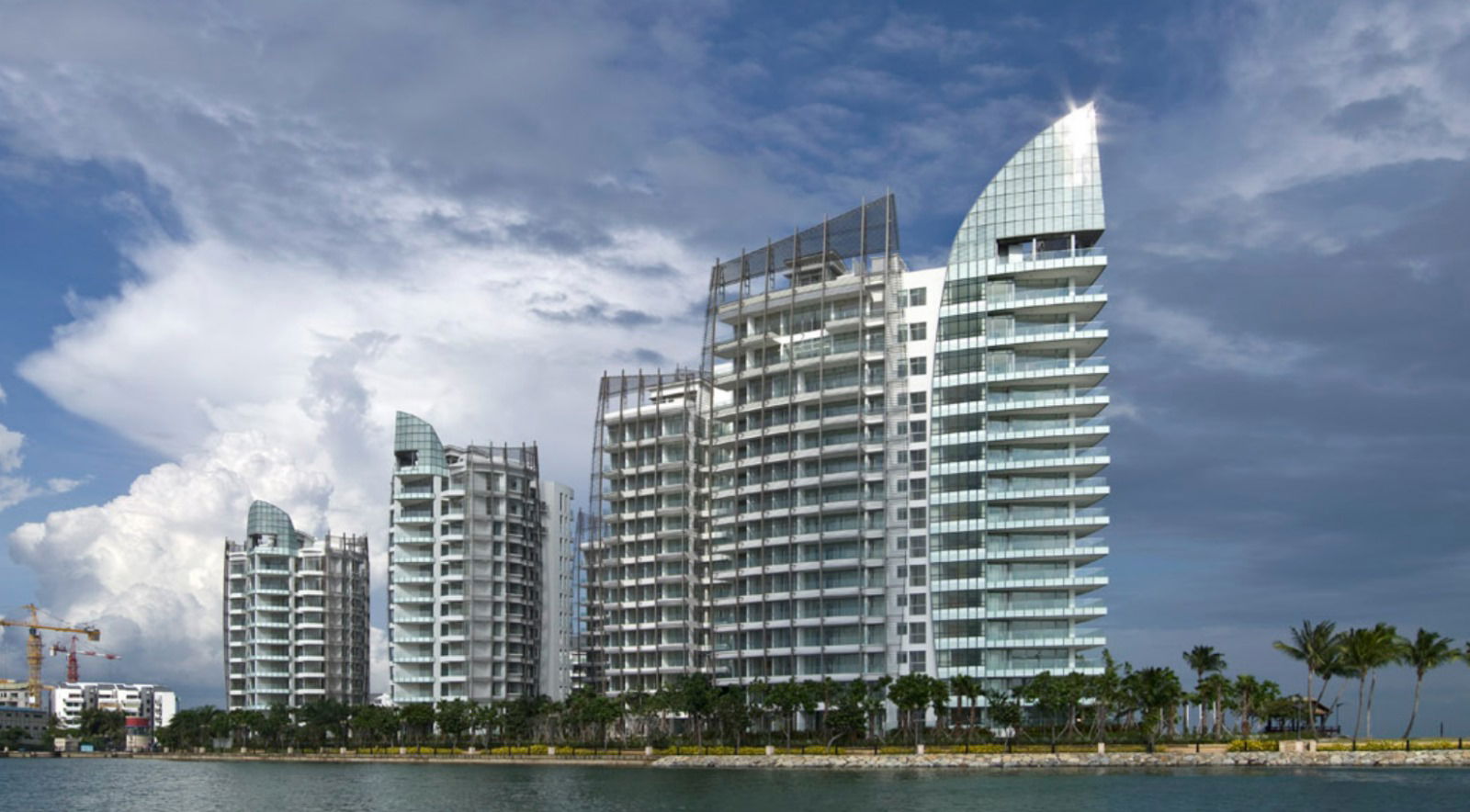 The Oceanfront @ Sentosa Cove
