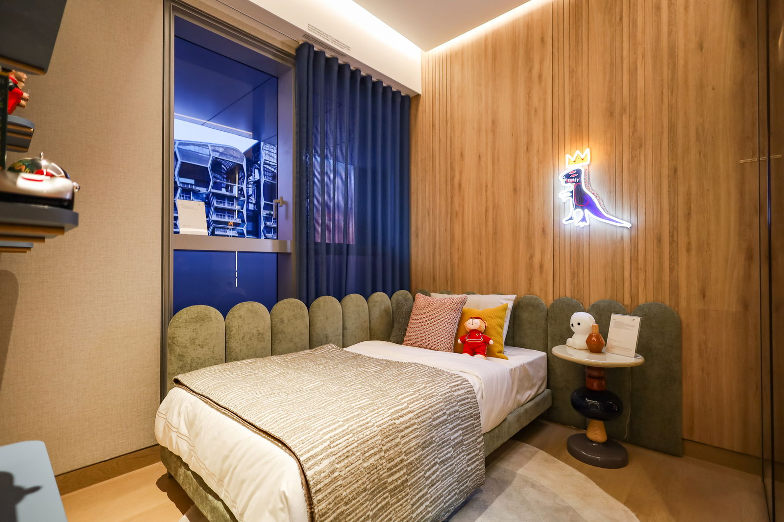 3 Bedroom (Common Room 2)